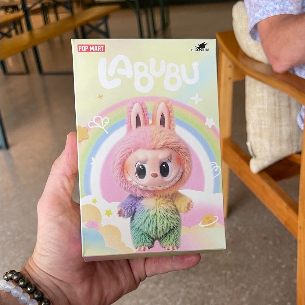 Pop Mart Labubu